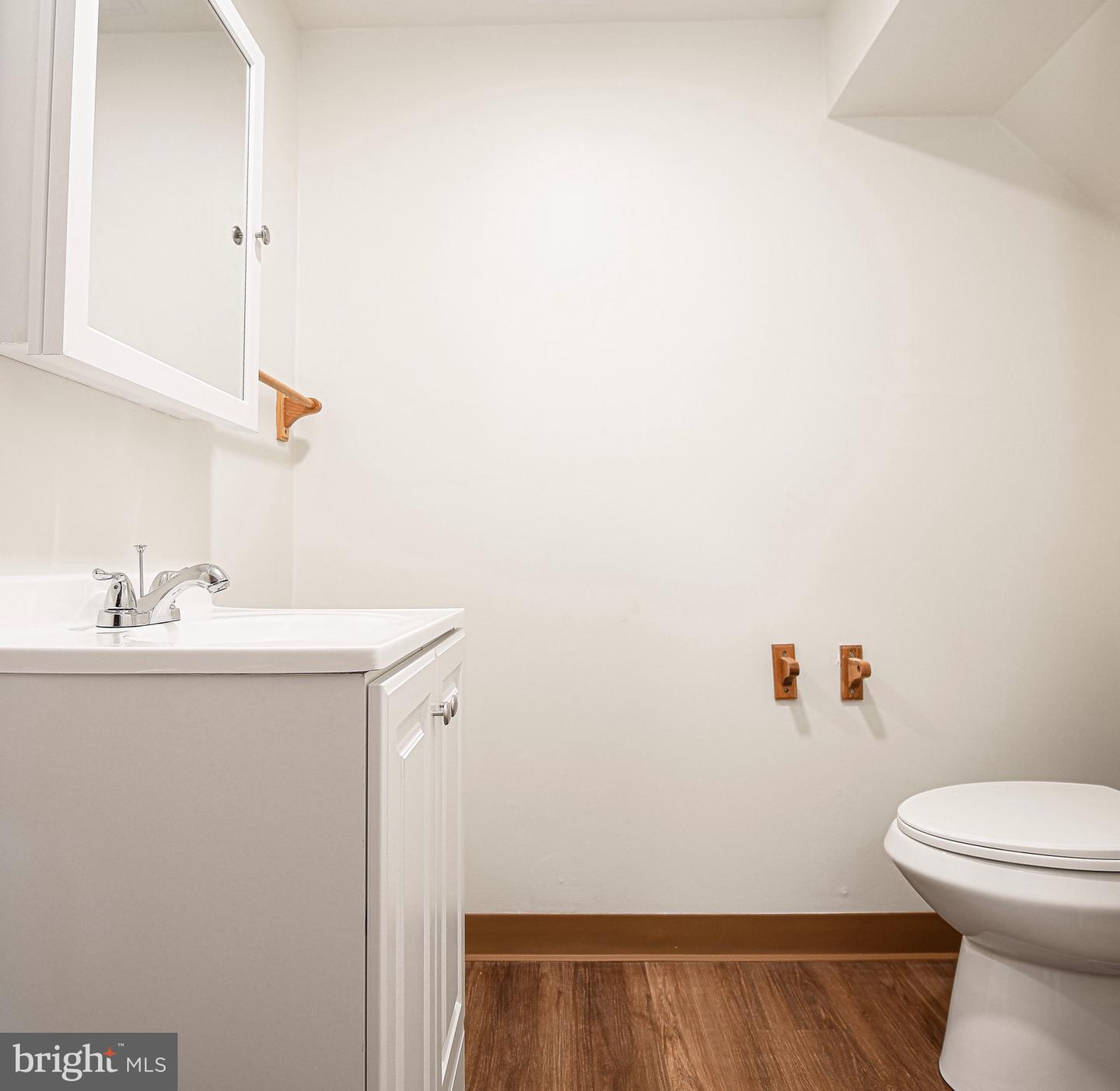 4210 Cardwell Property Photo 19