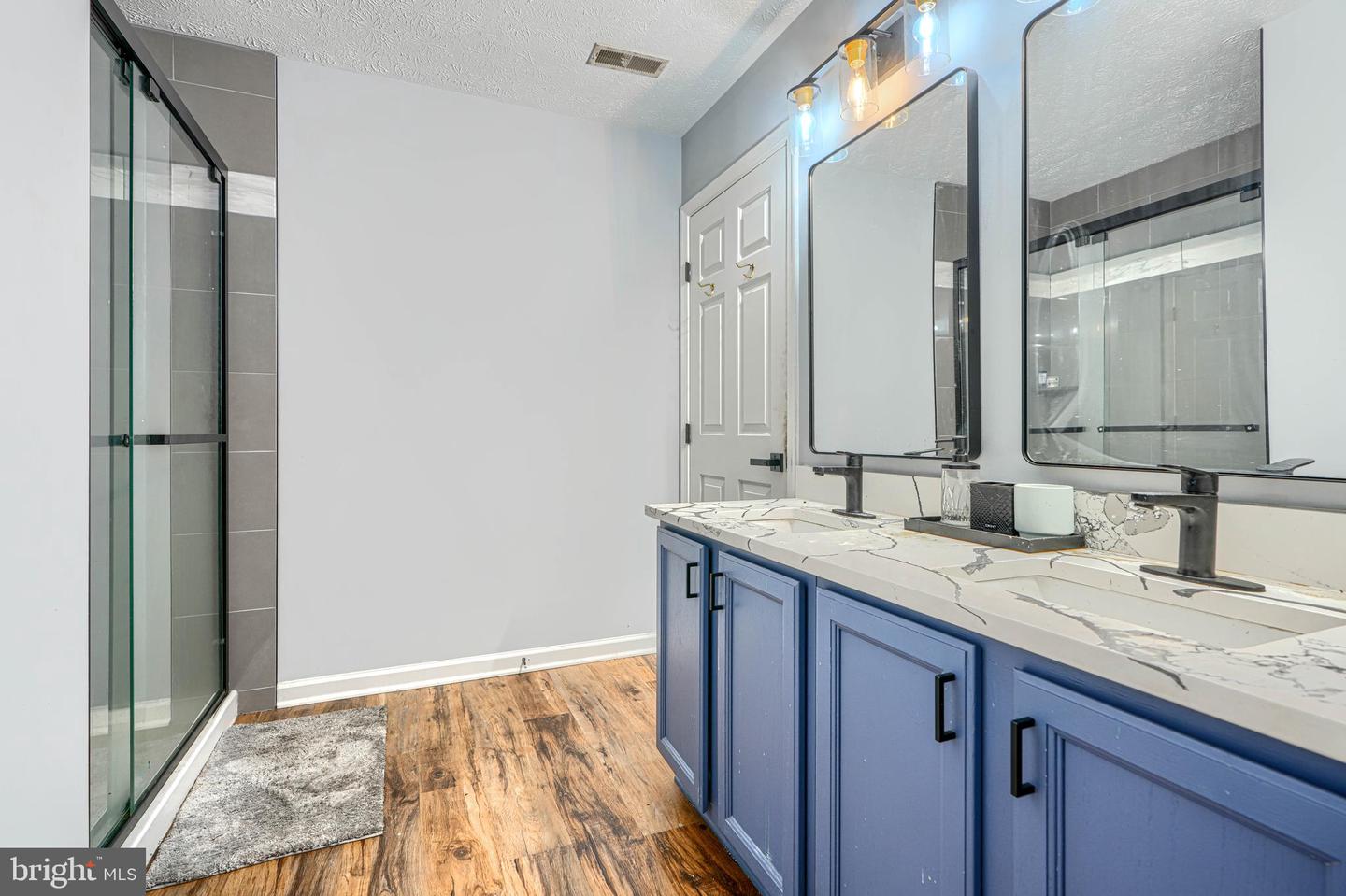 5204 Torrington Cir Property Photo 12
