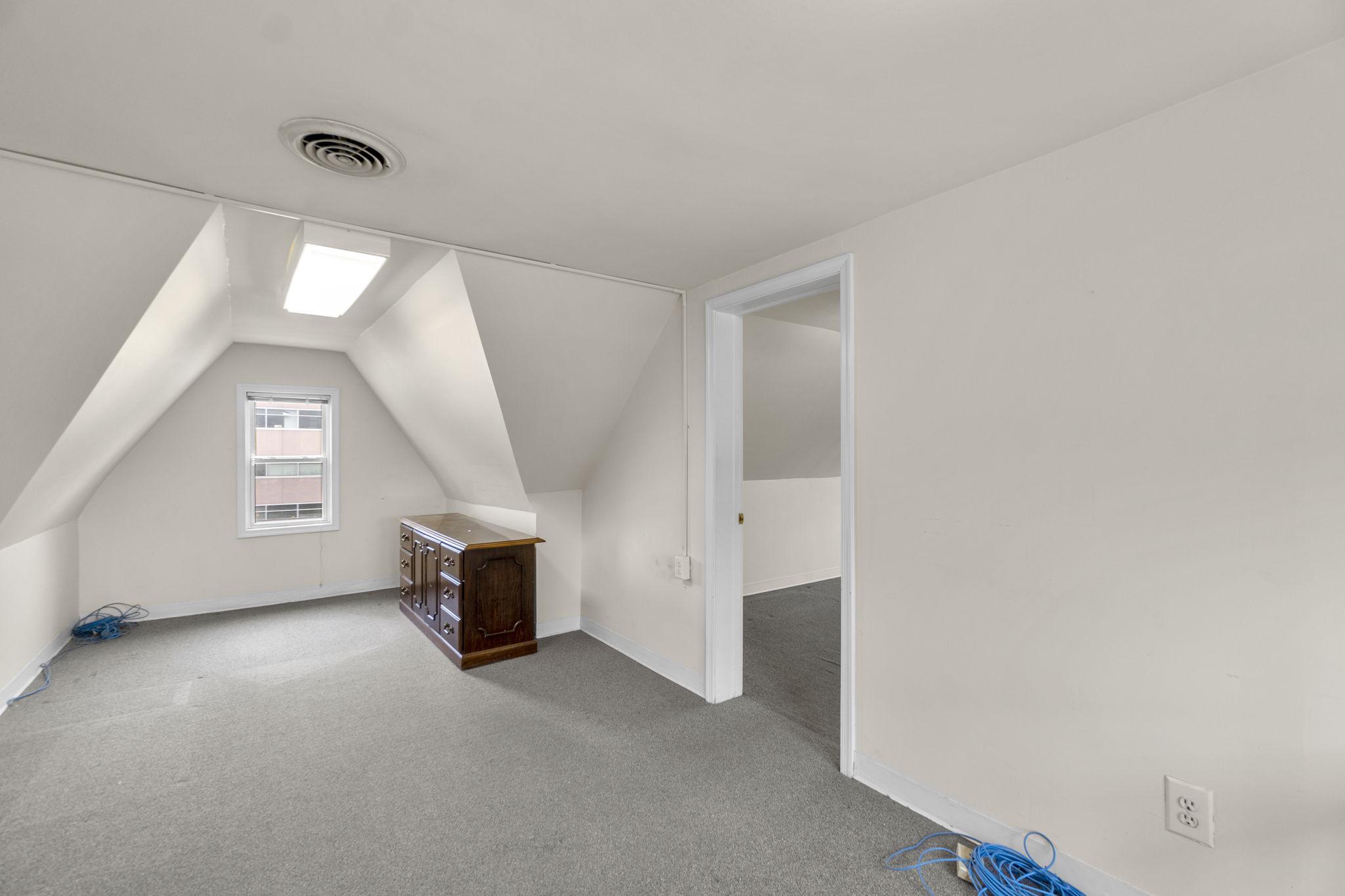 300 Allegheny Property Photo 29