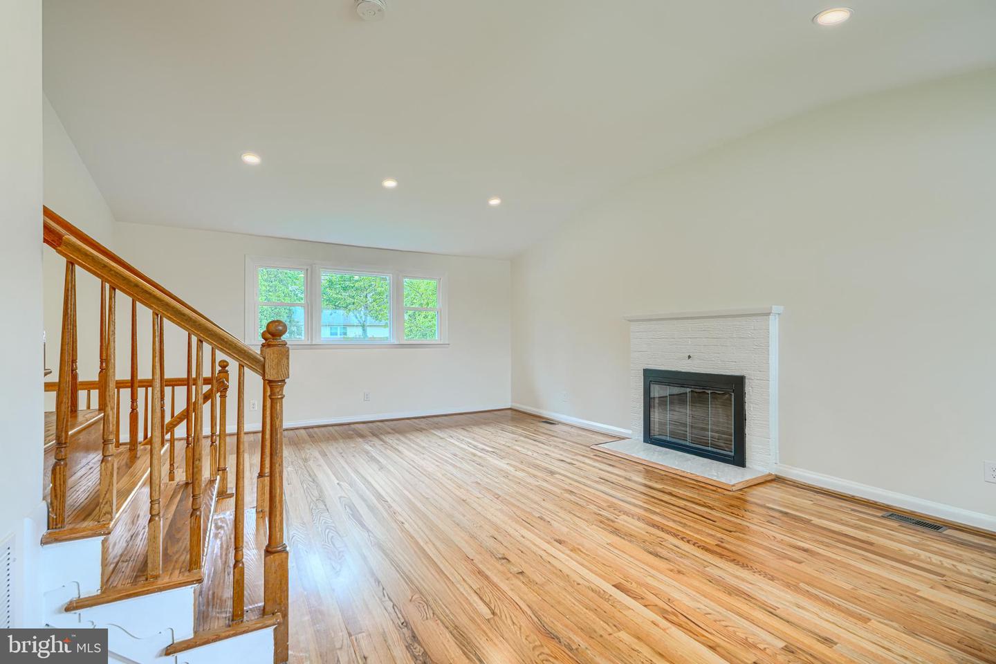 2108 Eastridge Rd Property Photo 4