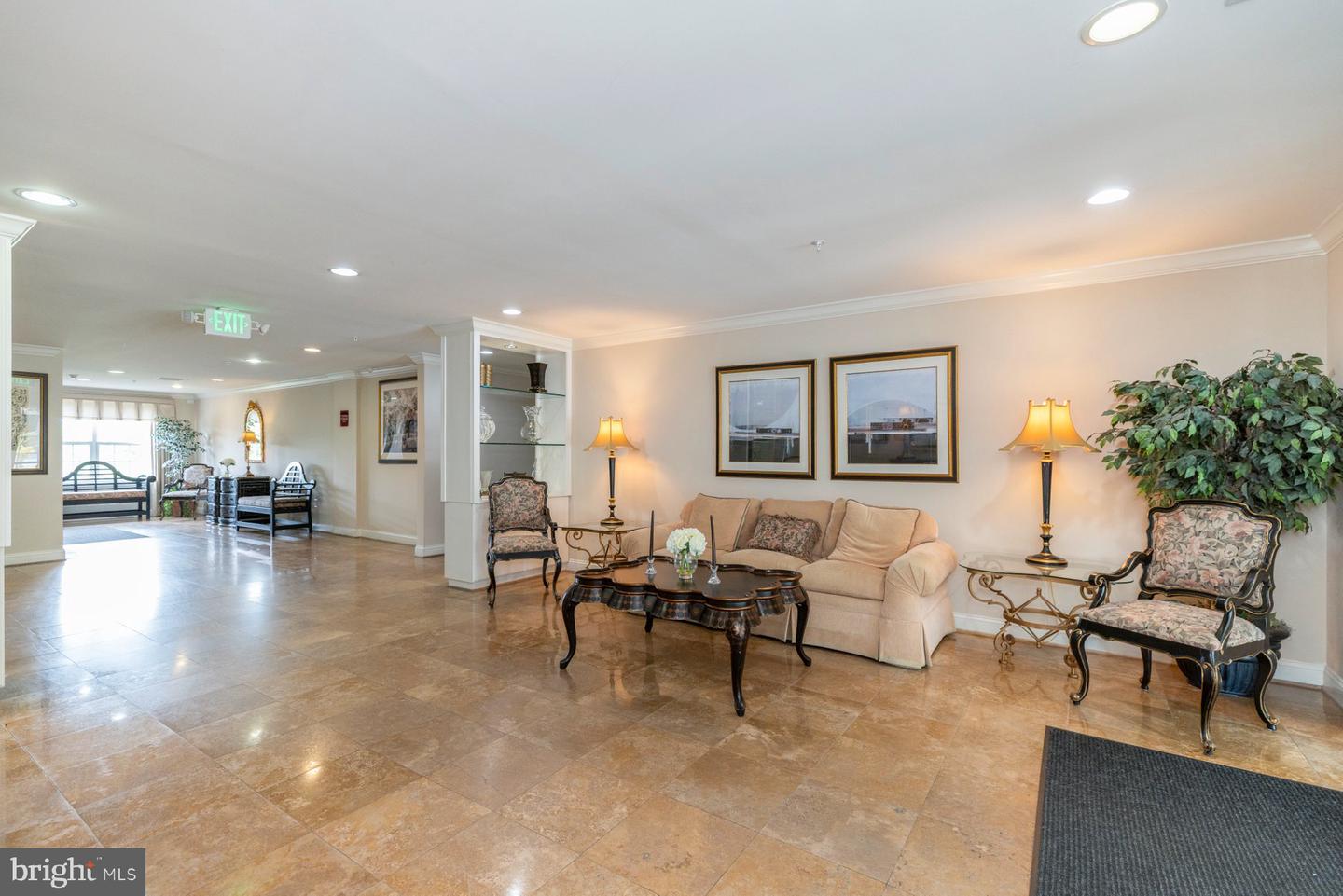 4800 Coyle Rd #201 Property Photo 4