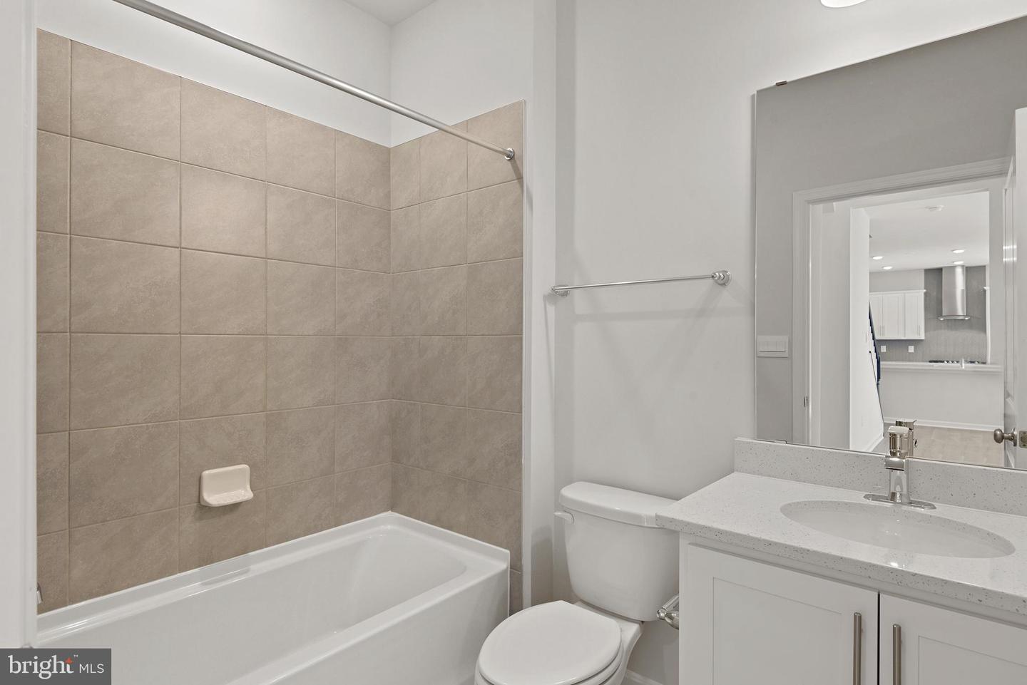 1206 Otter Point Ct Property Photo 11