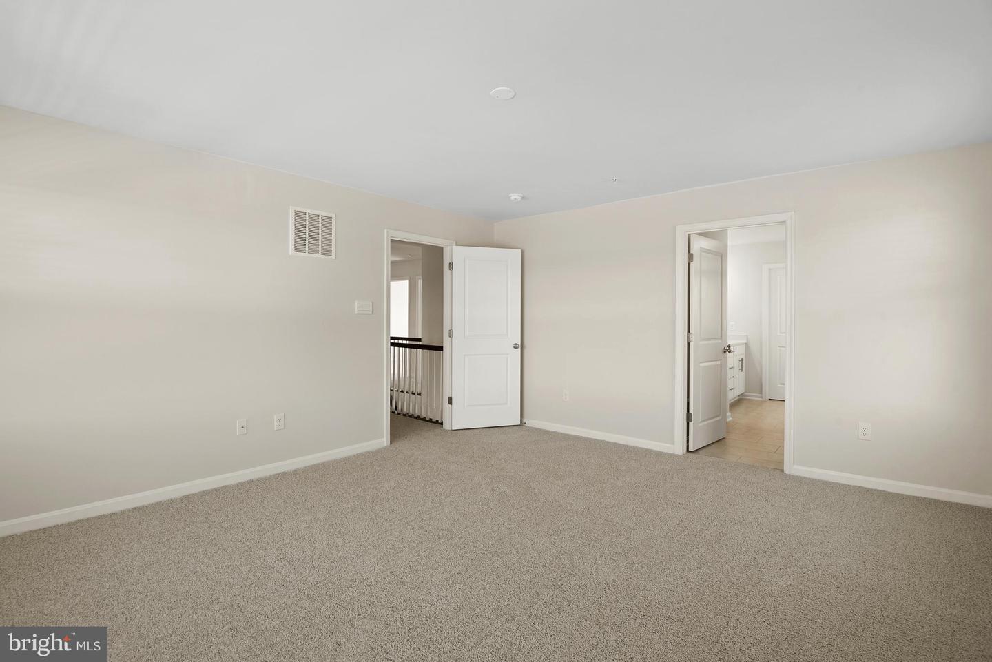 1206 Otter Point Ct Property Photo 15