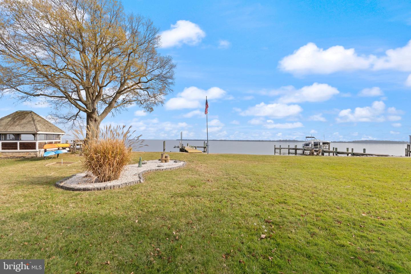 2545 Barrison Point Rd Property Photo 21