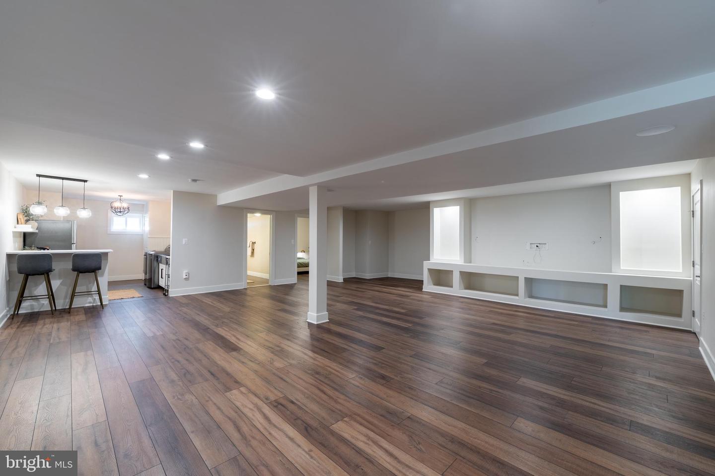 2728 Old Court Property Photo 45