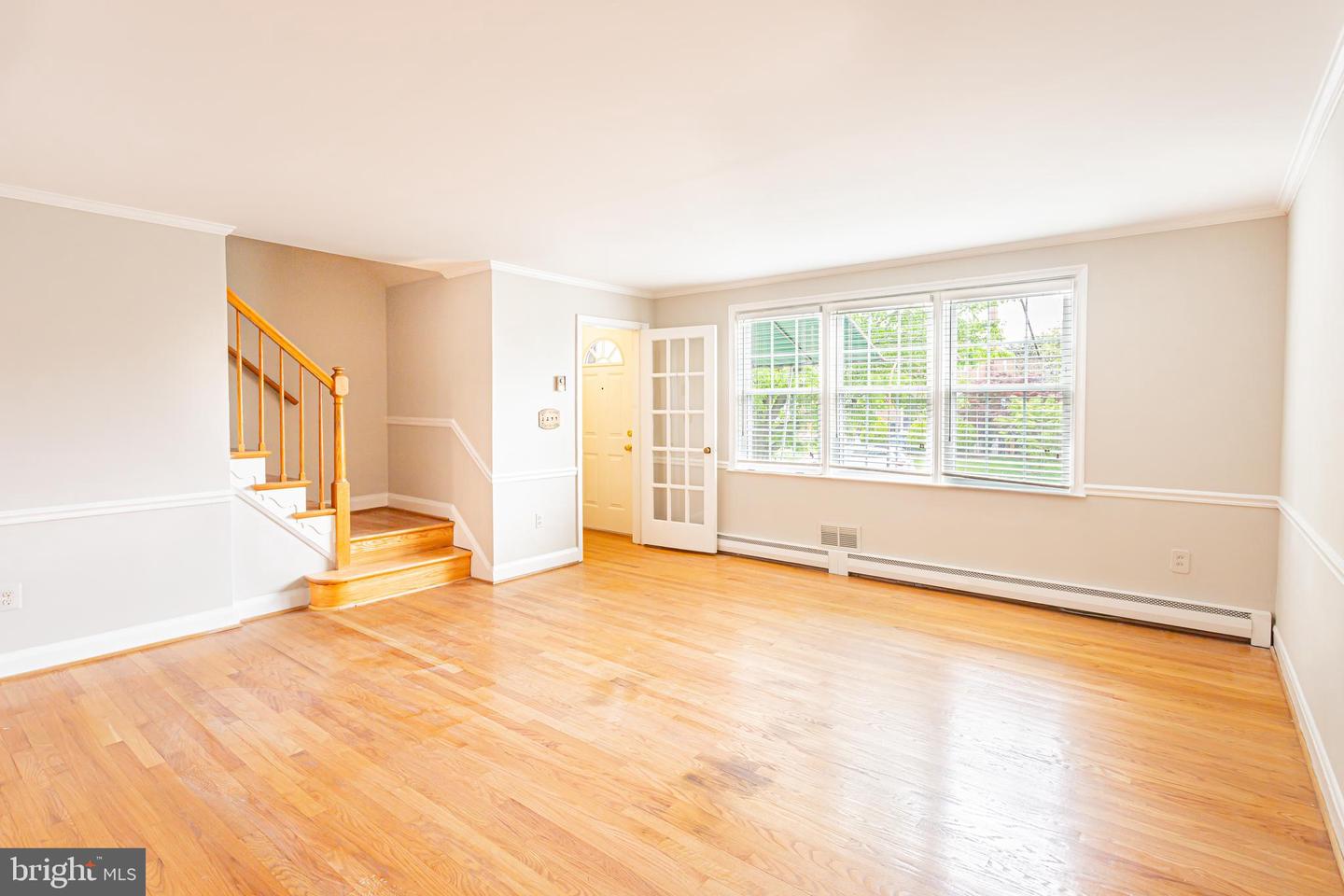 8426 Pleasant Plains Property Photo 3