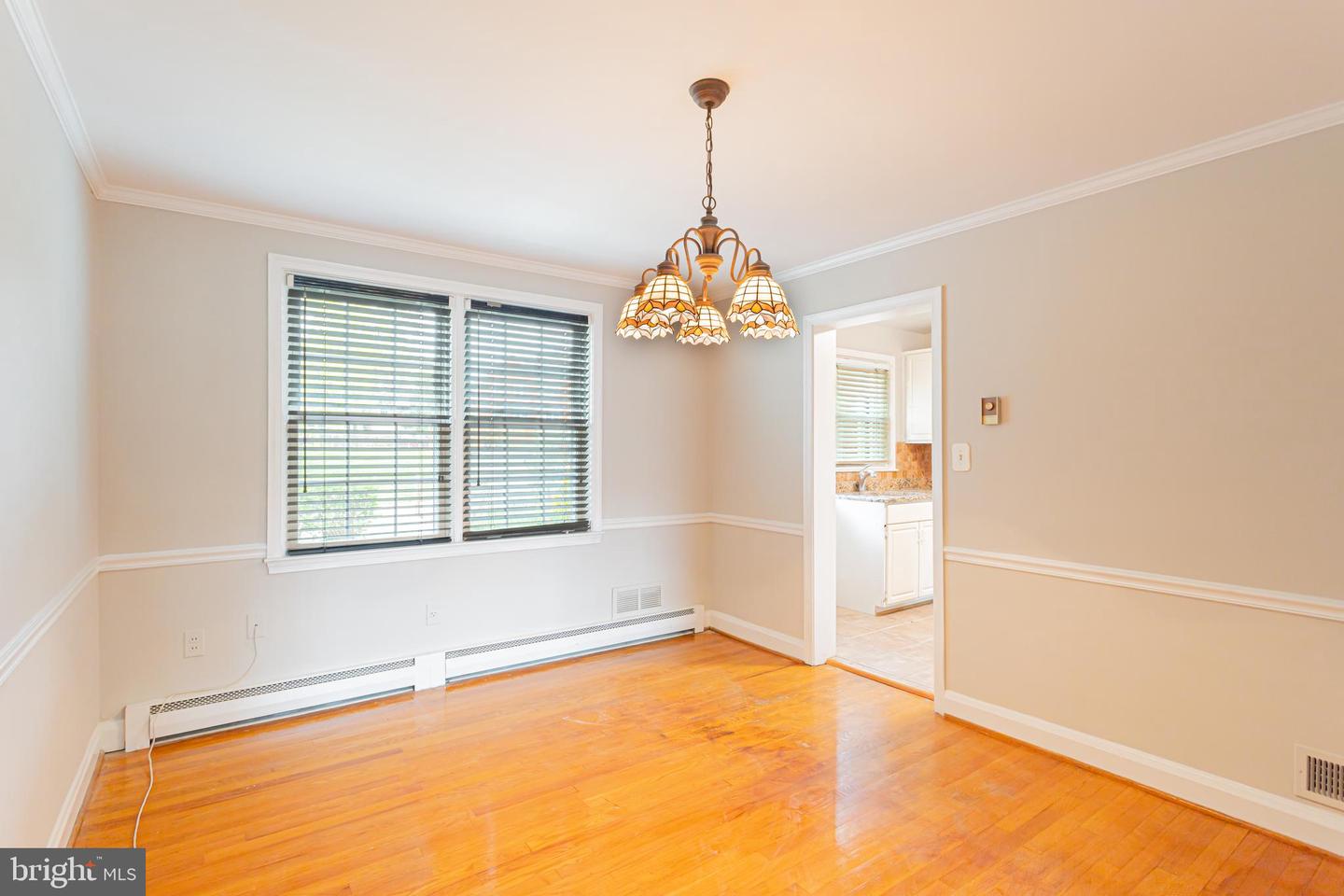 8426 Pleasant Plains Property Photo 5