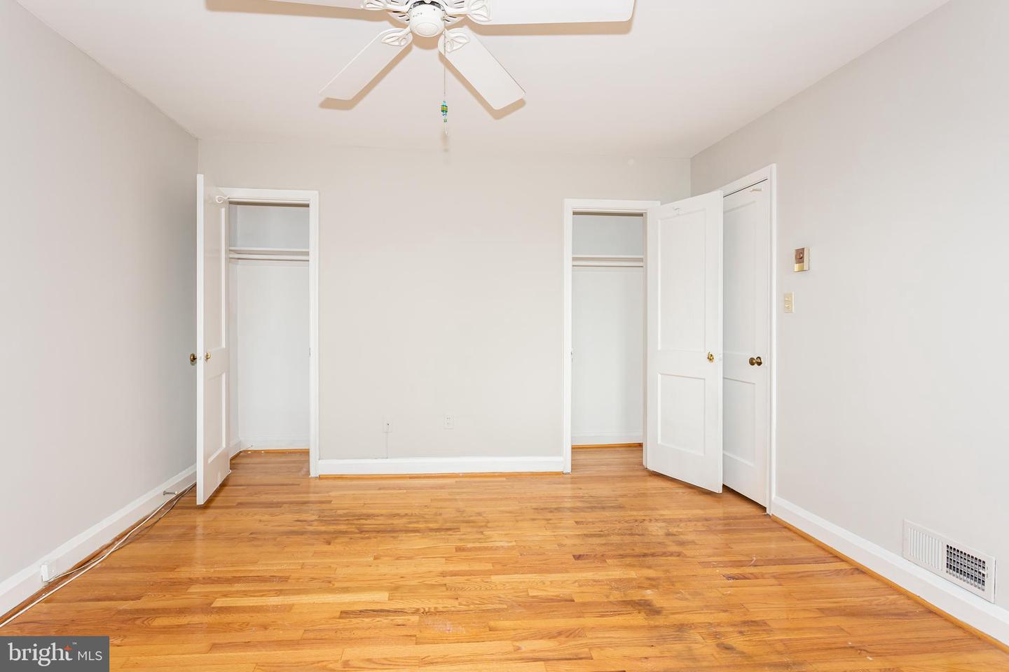 8426 Pleasant Plains Property Photo 10
