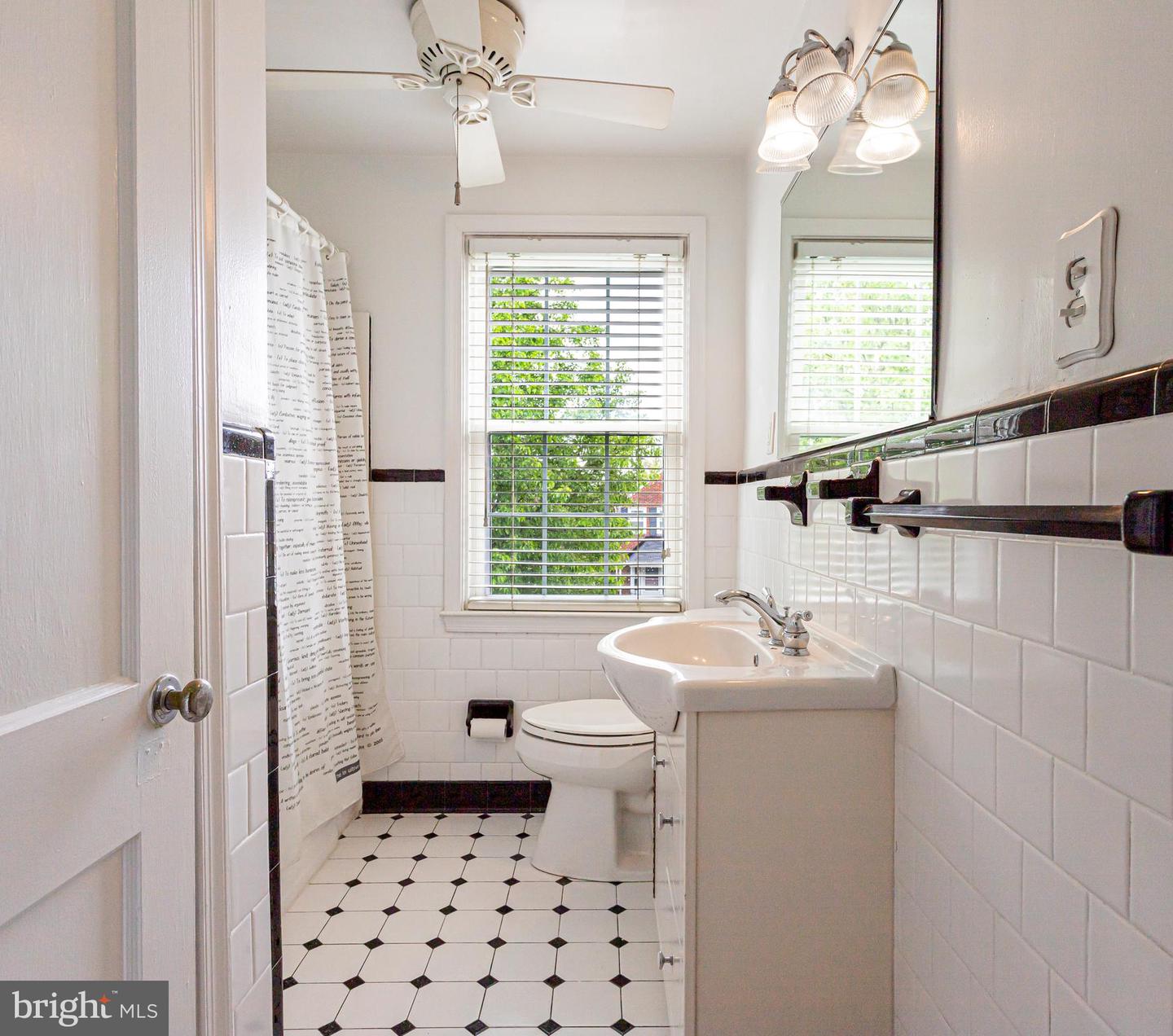 8426 Pleasant Plains Property Photo 16