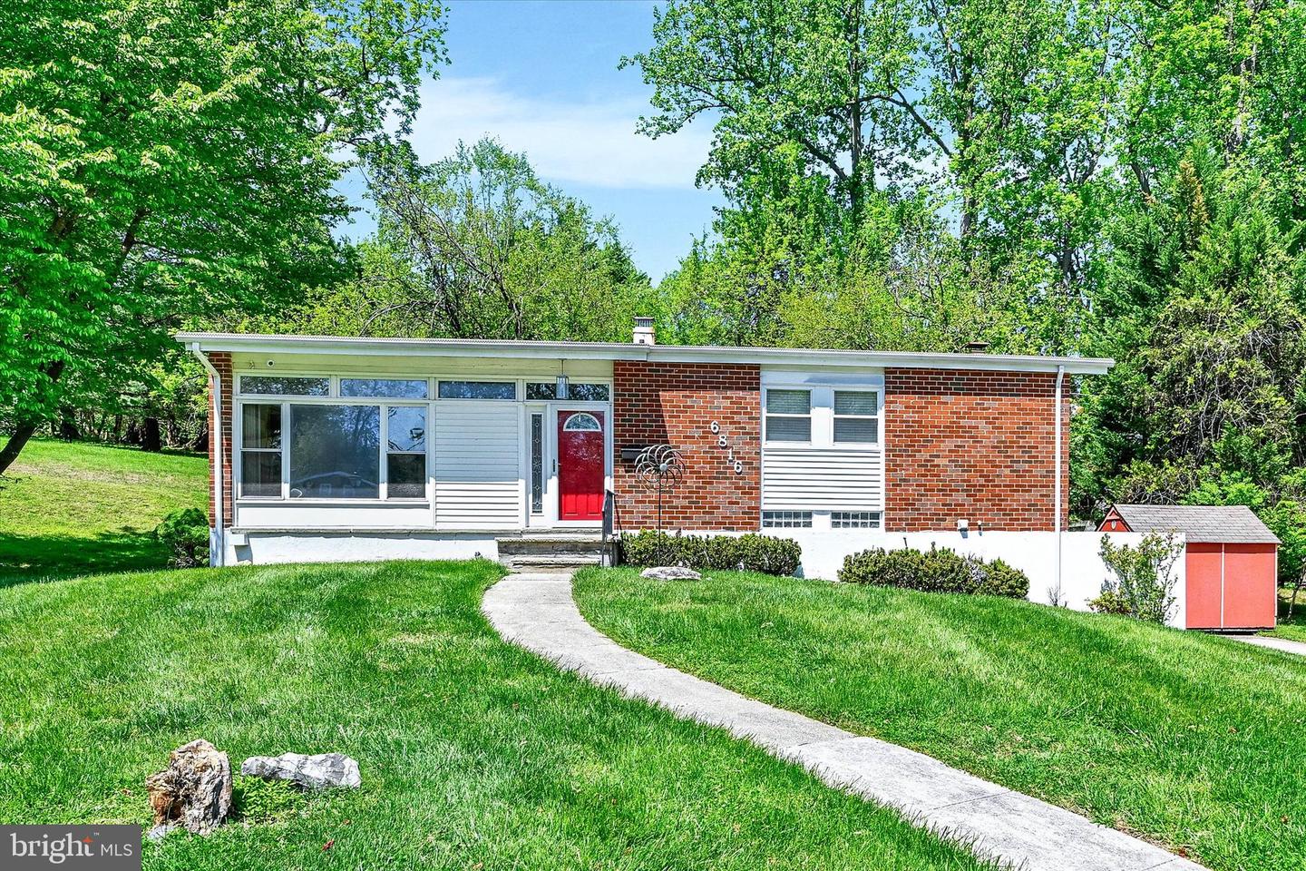 6816 Timberlane Rd Property Photo 1
