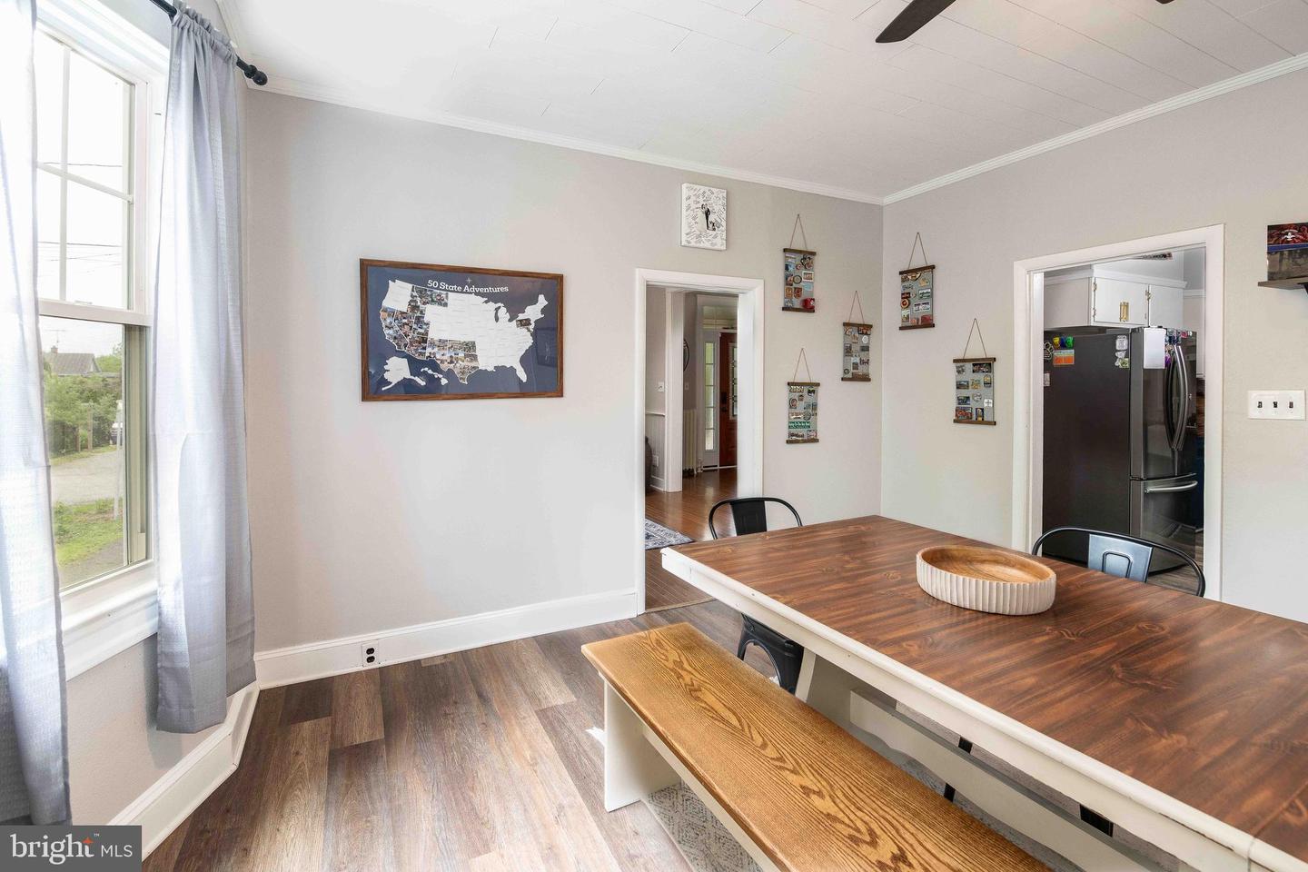 1823 Mayfield Ave Property Photo 18