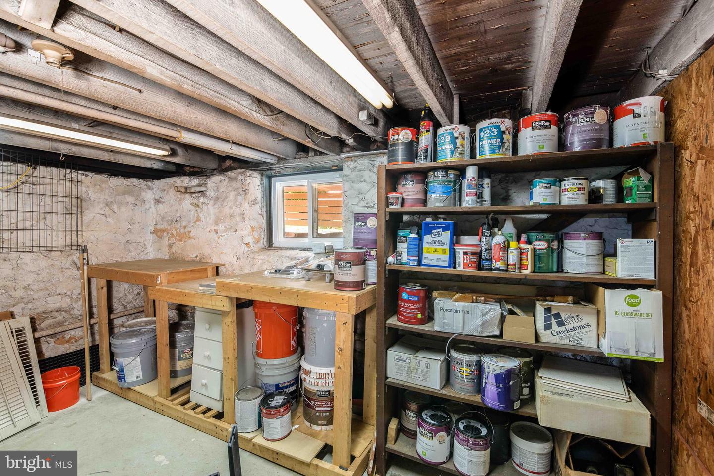 1823 Mayfield Ave Property Photo 28