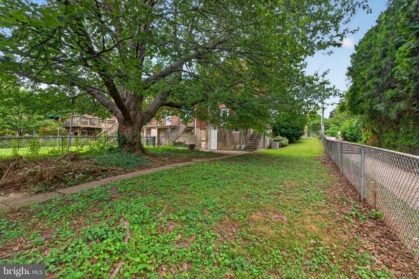 1545 Cottage Ln Property Photo 28