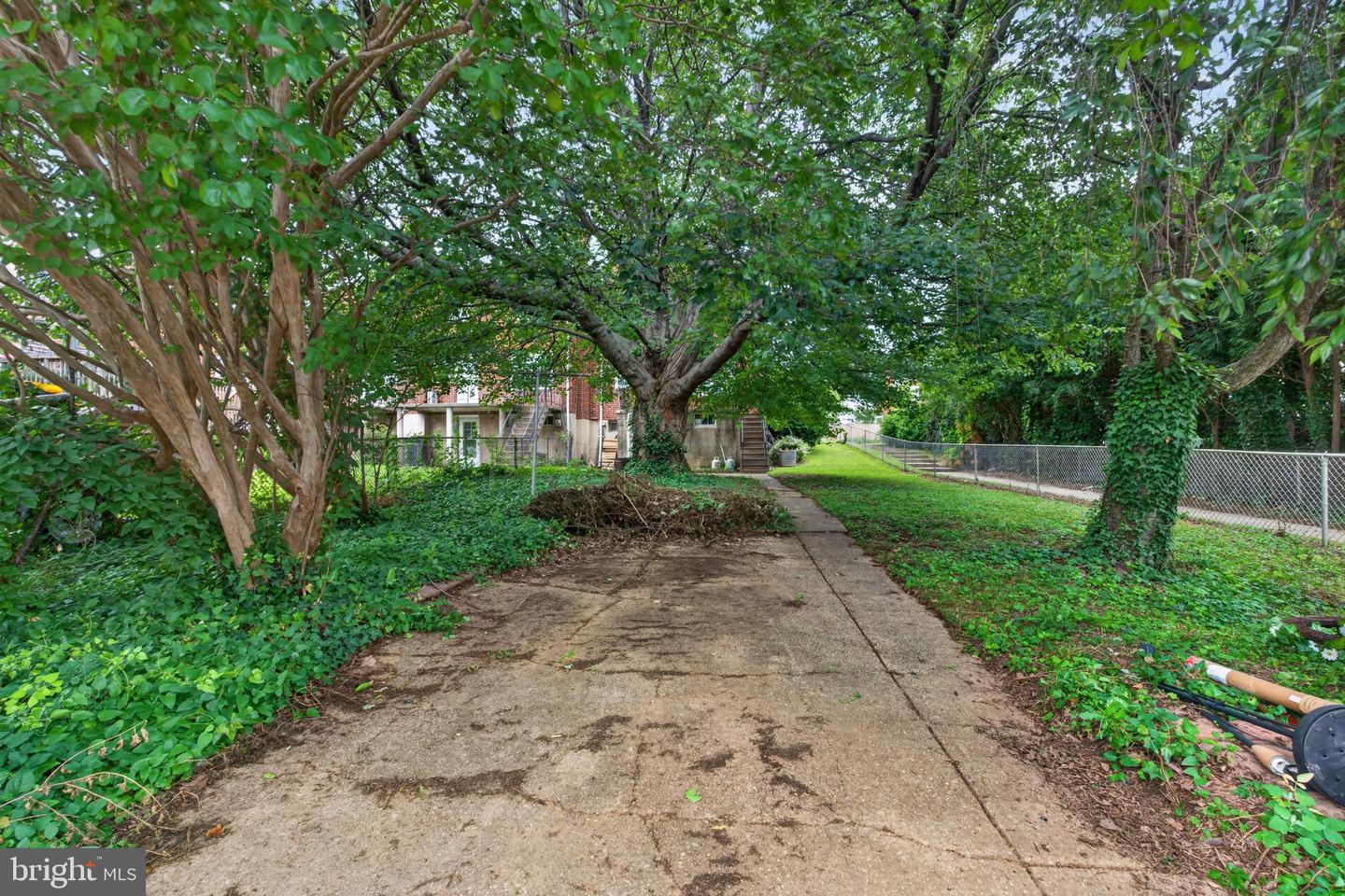 1545 Cottage Ln Property Photo 29
