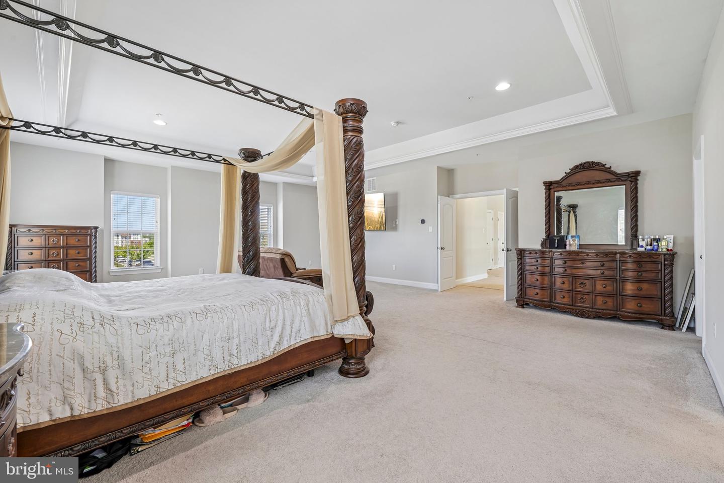 6517 Totteridge Property Photo 28