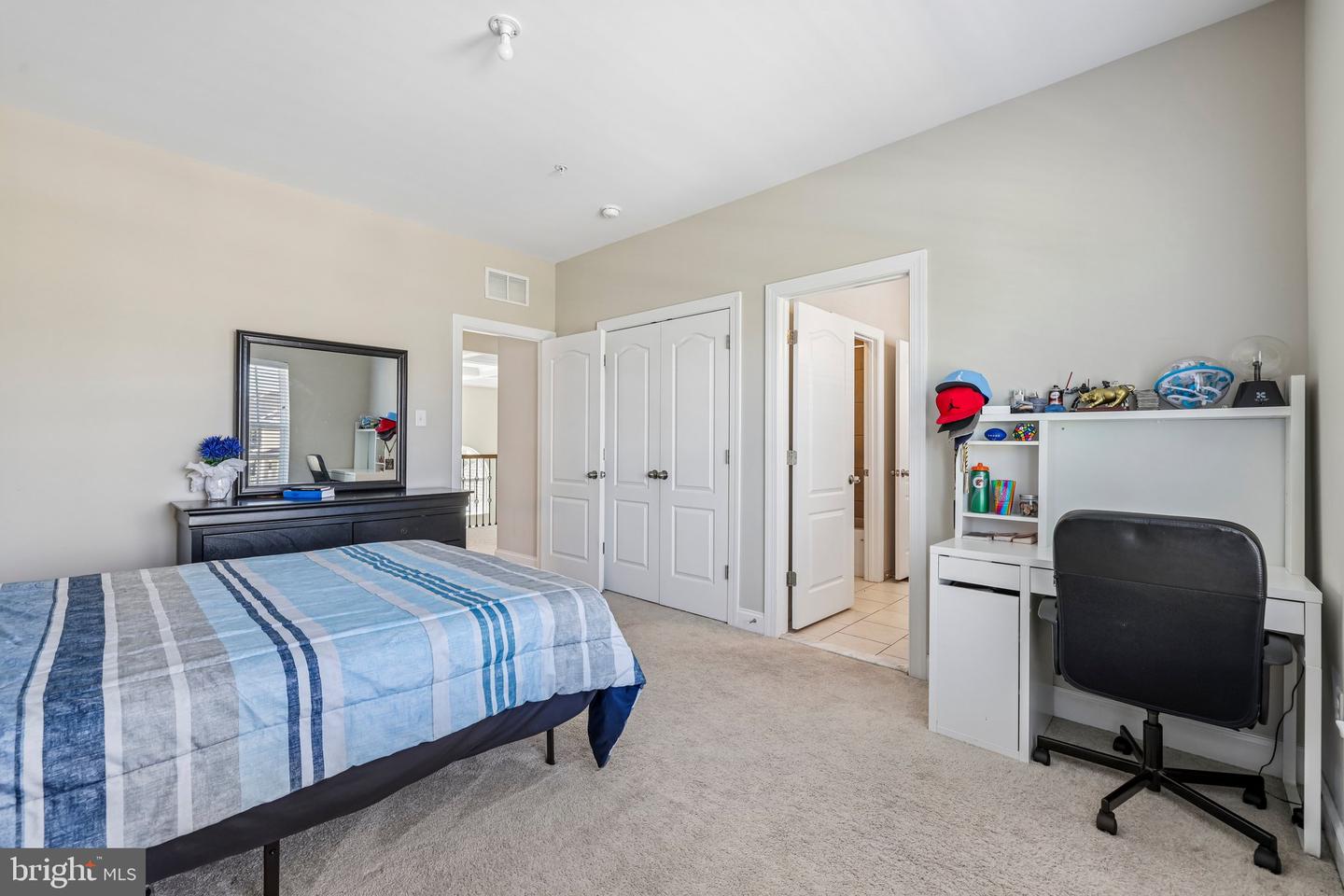 6517 Totteridge Property Photo 37