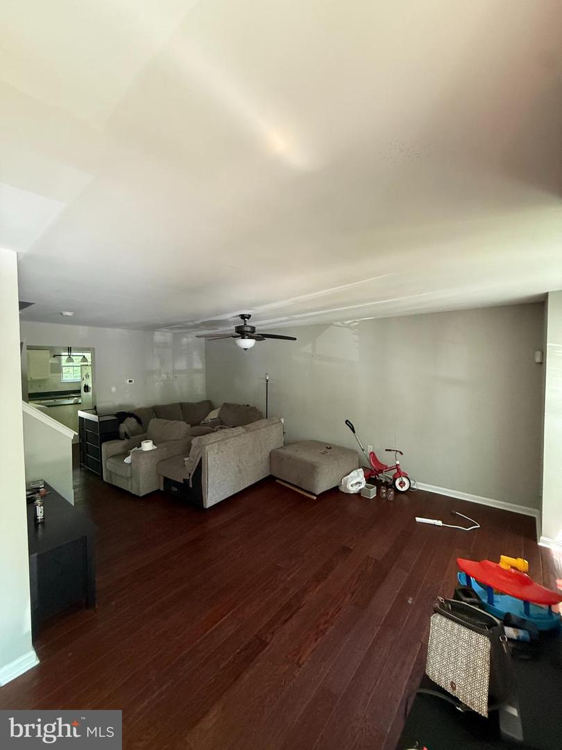 11122 Baskerville Rd Property Photo 3
