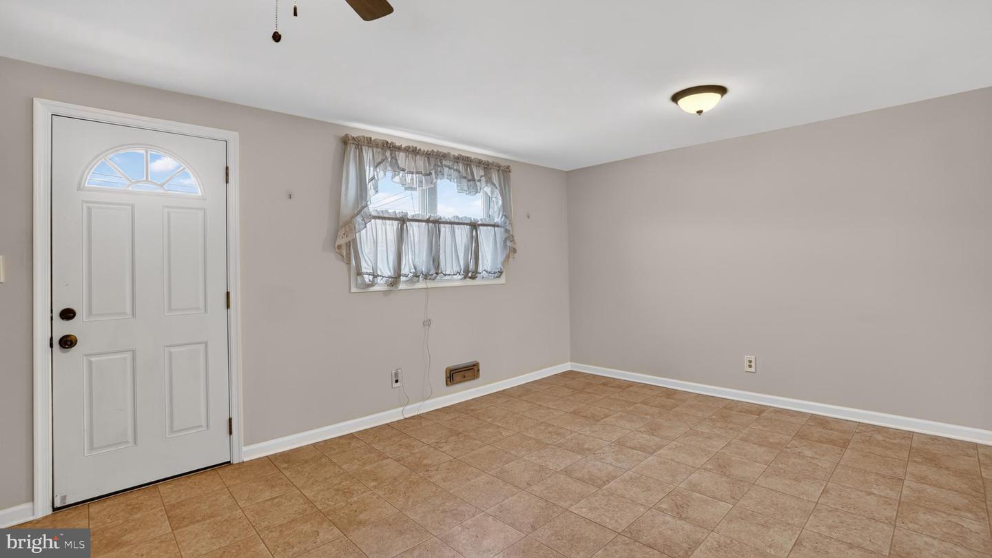7836 Kavanagh Property Photo 11