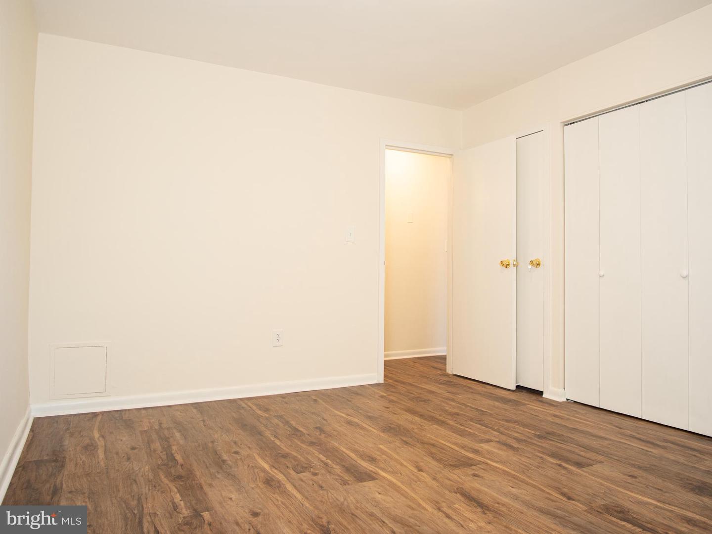 130 Slade Ave #203 Property Photo 17