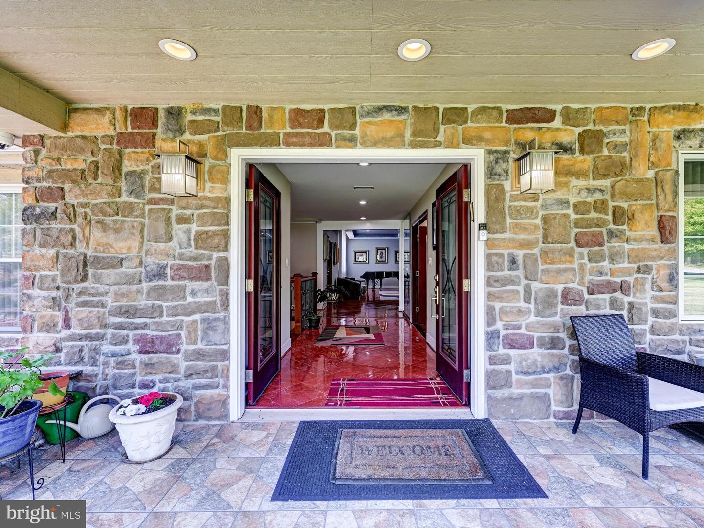 3213 Woodvalley Dr Property Photo 4