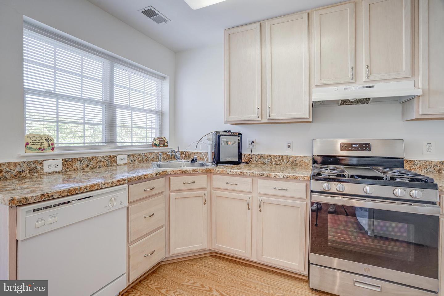 9401 Wordsworth Way #306 Property Photo 2