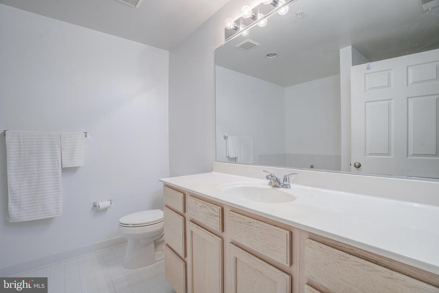 9401 Wordsworth Way #306 Property Photo 17