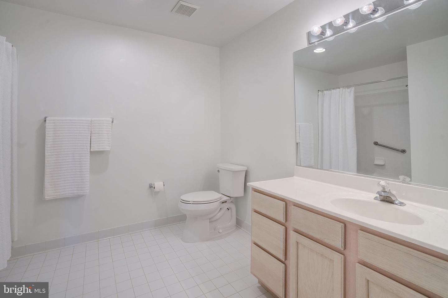 9401 Wordsworth Way #306 Property Photo 18