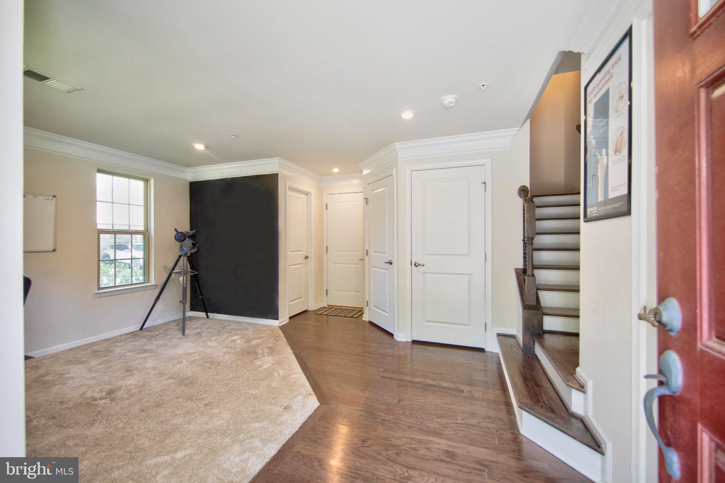 10129 Campbell Blvd Property Photo 3