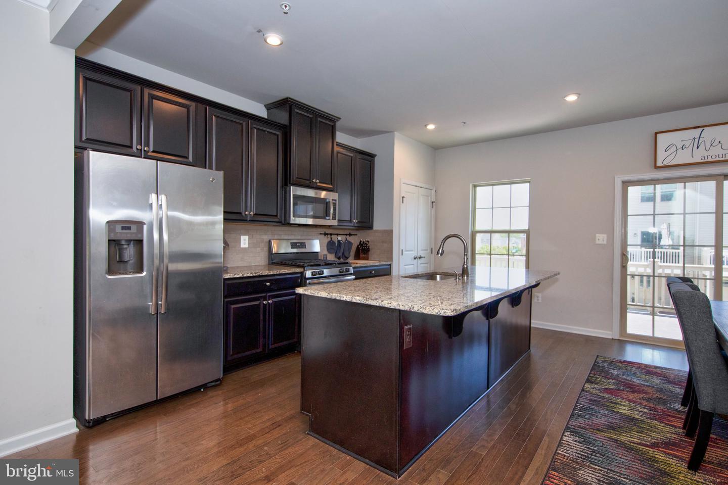 10129 Campbell Blvd Property Photo 8