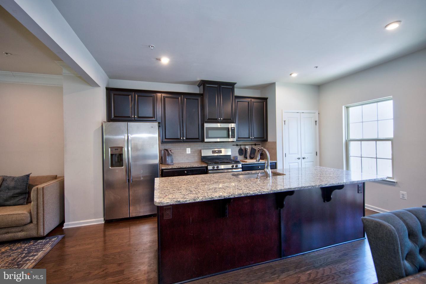 10129 Campbell Blvd Property Photo 10