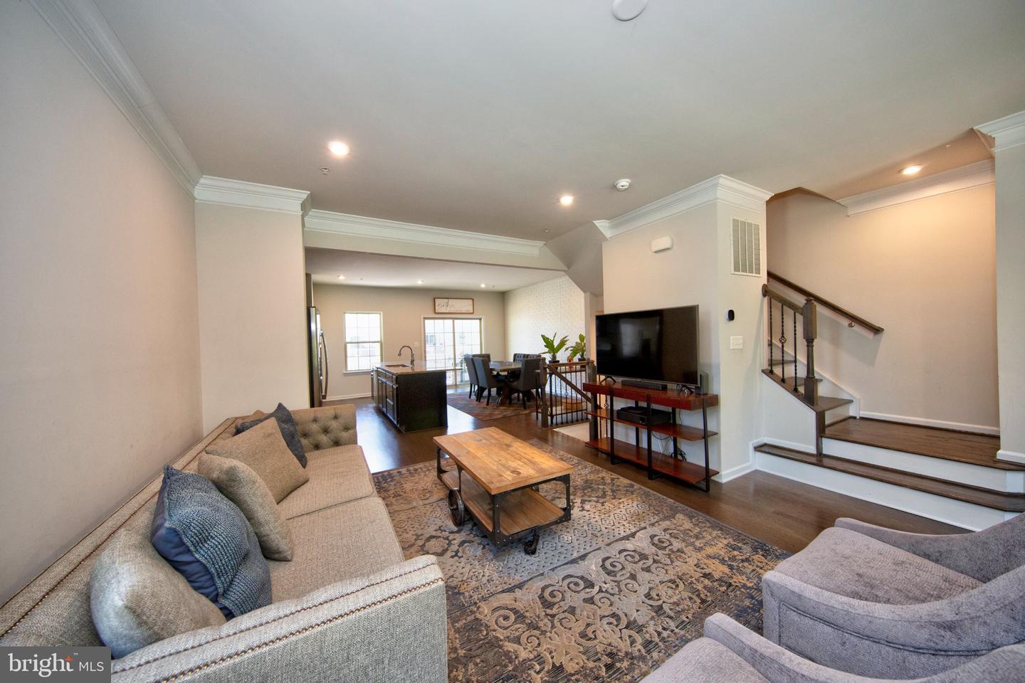 10129 Campbell Blvd Property Photo 16