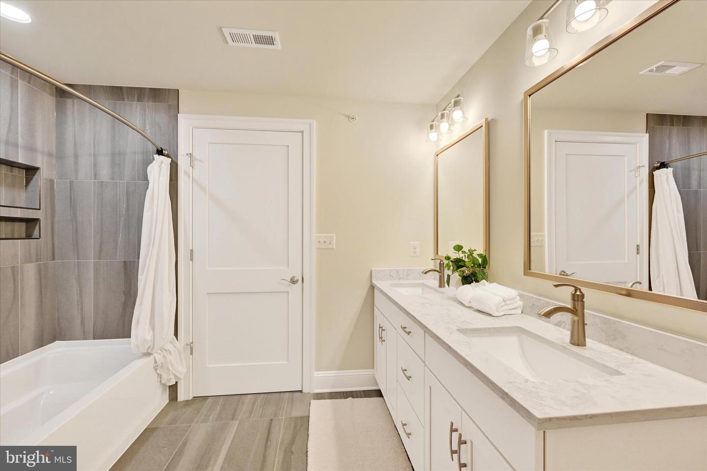 118 Villabrook Way Property Photo 34
