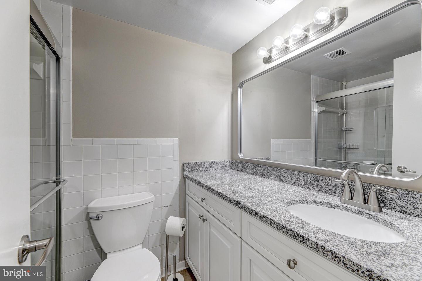 7 Slade Ave #607 Property Photo 21