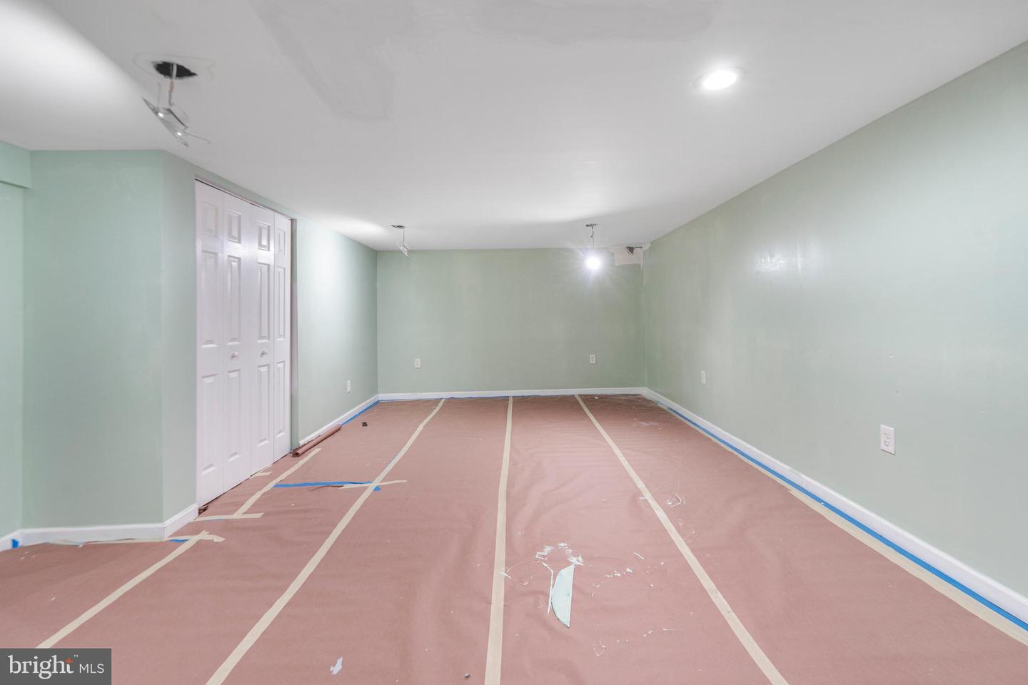 1302 Crownfield Ct Property Photo 24