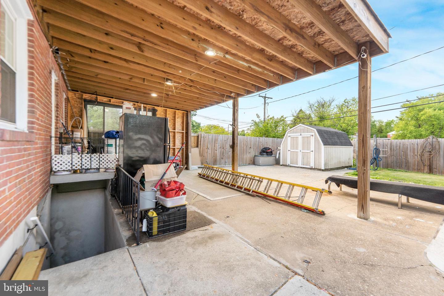 1302 Crownfield Ct Property Photo 36