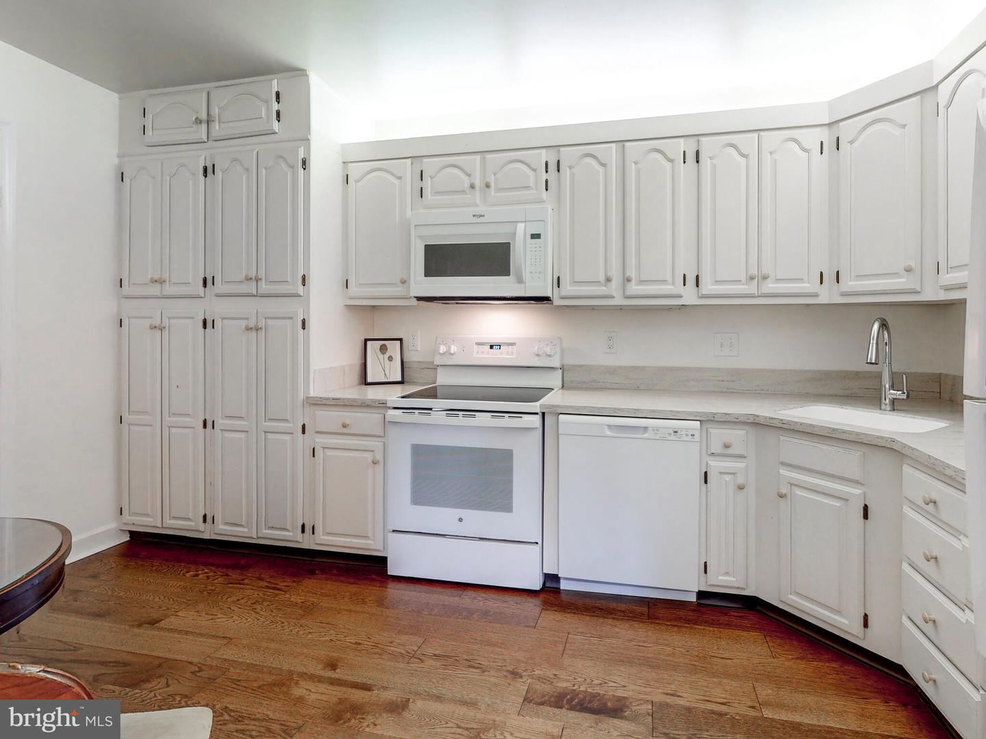 210 Brightwood Club Dr #210 Property Photo 6