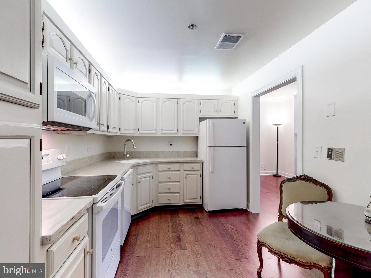 210 Brightwood Club Dr #210 Property Photo 12