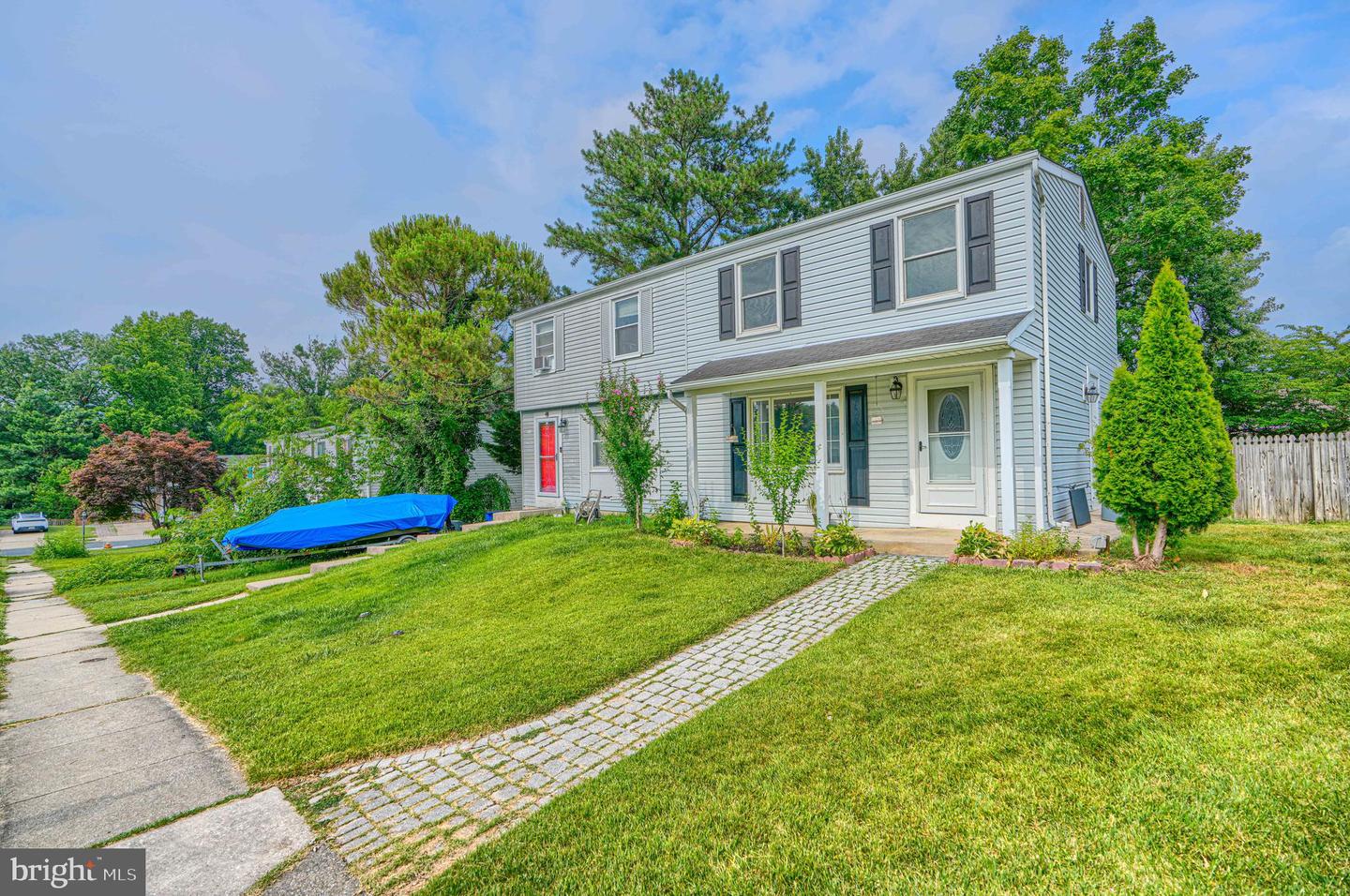 7 Ambolin Ct Property Photo 3