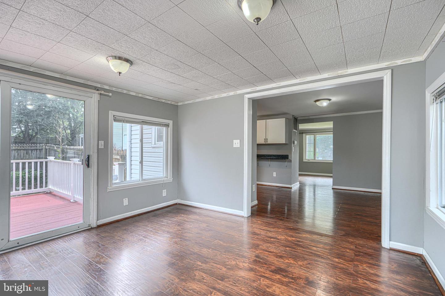 7 Ambolin Ct Property Photo 7