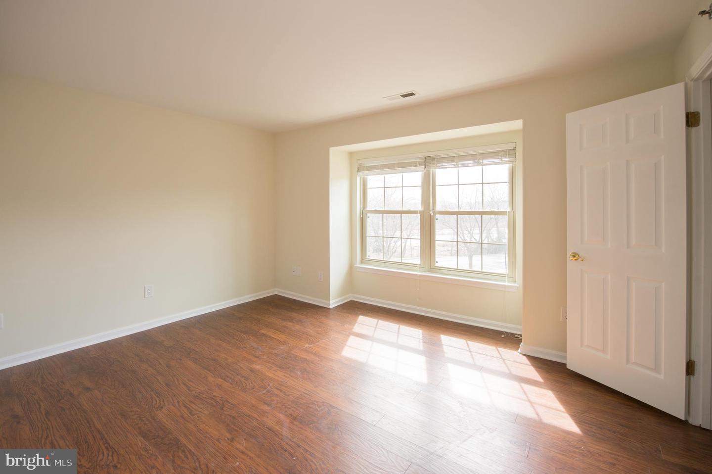 1260 Sugarwood Cir #302 Property Photo 16