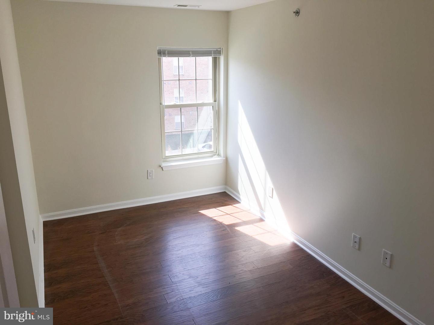 1260 Sugarwood Cir #302 Property Photo 22