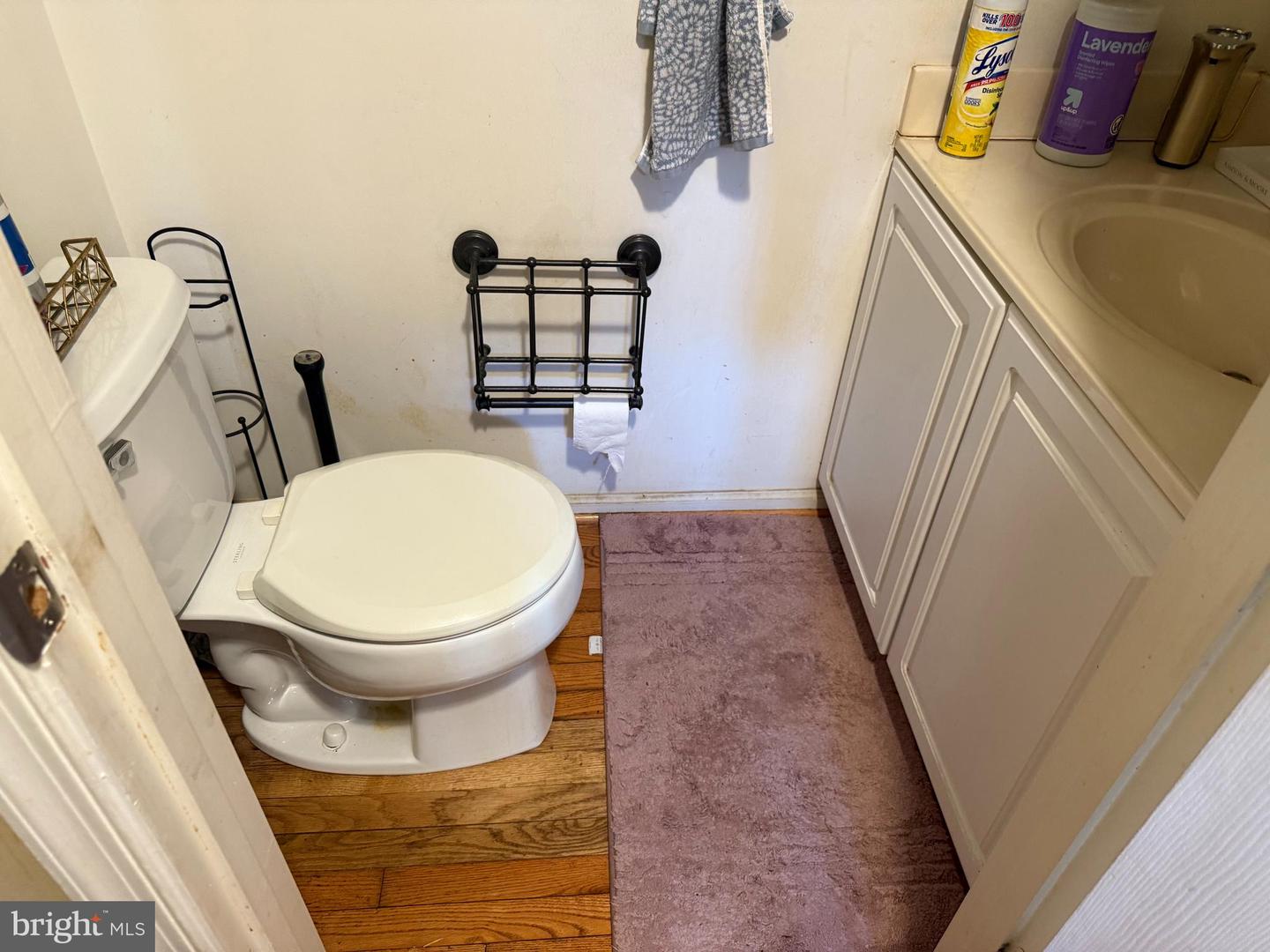 4452 Kentford Rd Property Photo 4