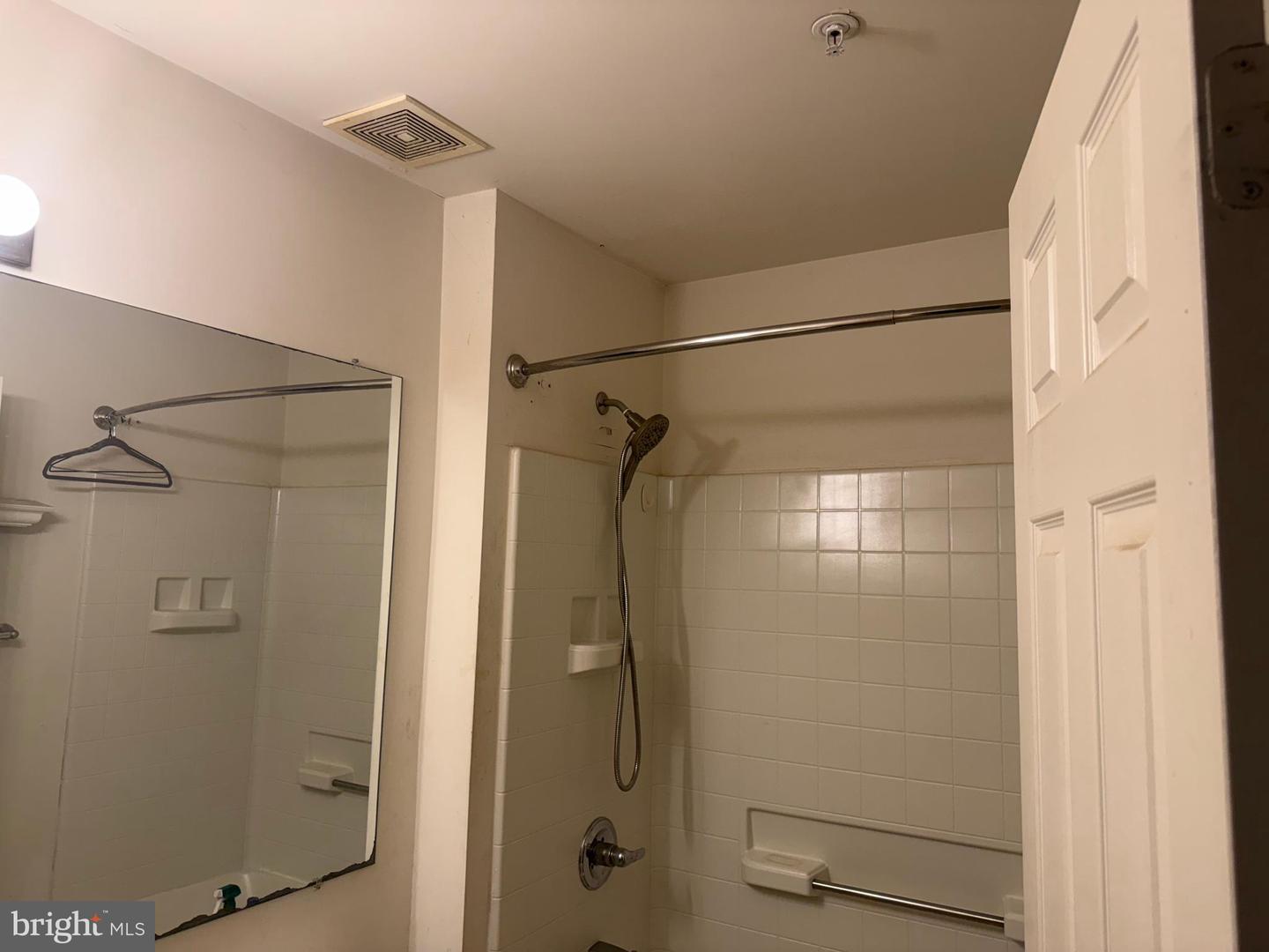 4452 Kentford Rd Property Photo 14