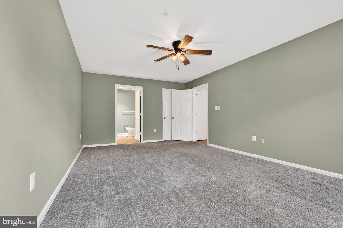 4500 Chaucer Way #101 Property Photo 19