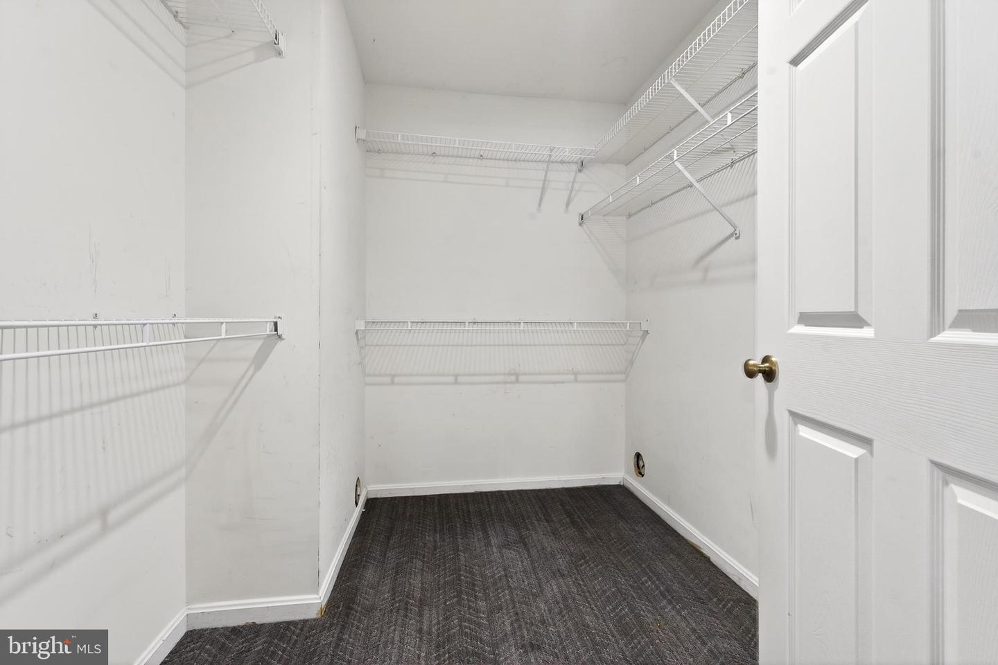 4500 Chaucer Way #101 Property Photo 23