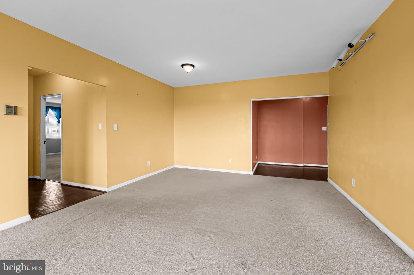 11 Slade Ave #804 Property Photo 7