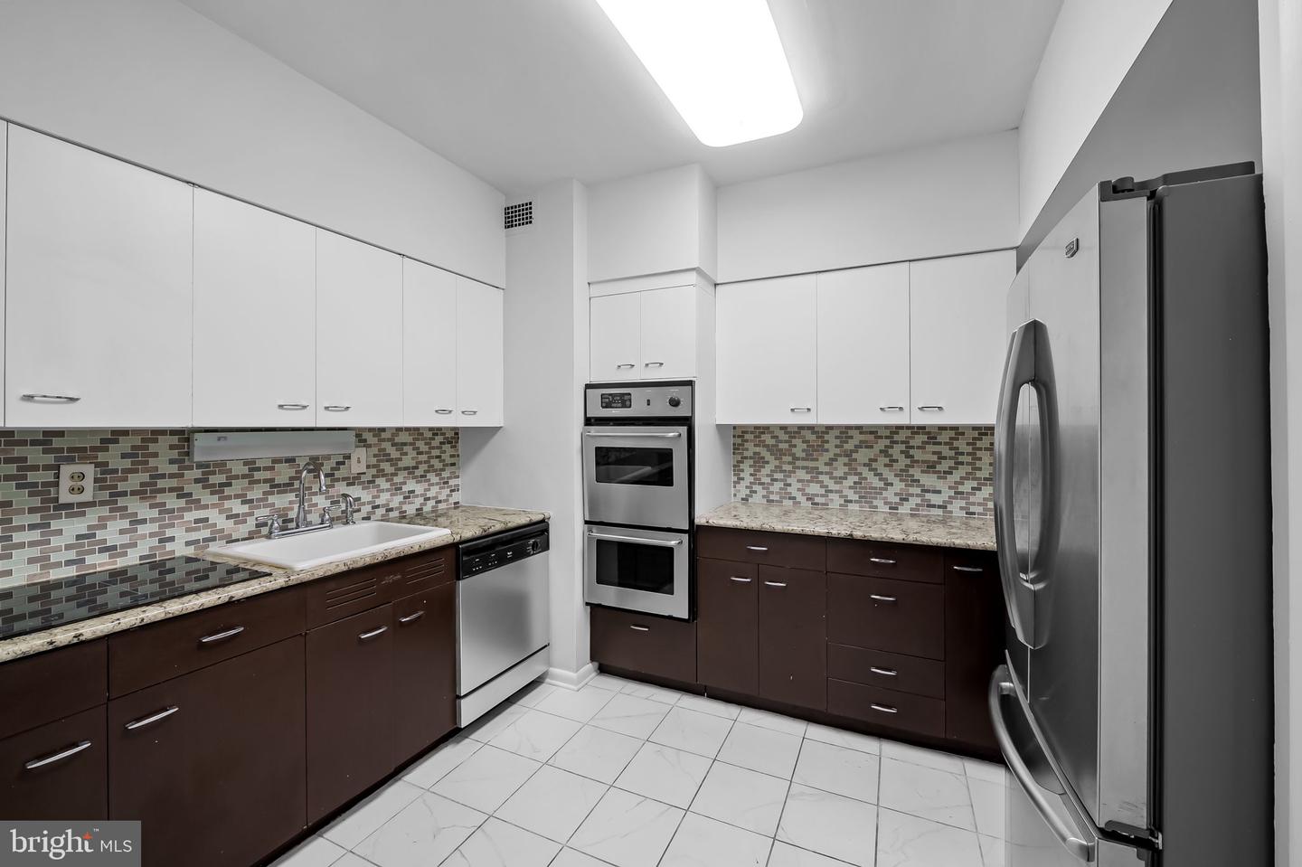11 Slade Ave #804 Property Photo 16