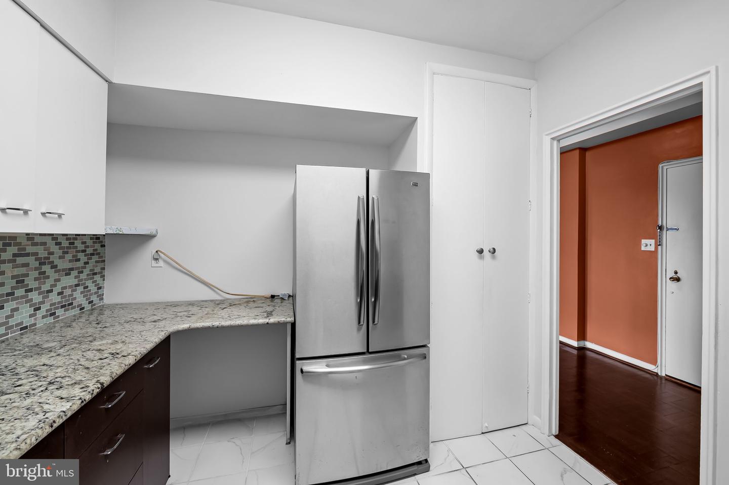 11 Slade Ave #804 Property Photo 19