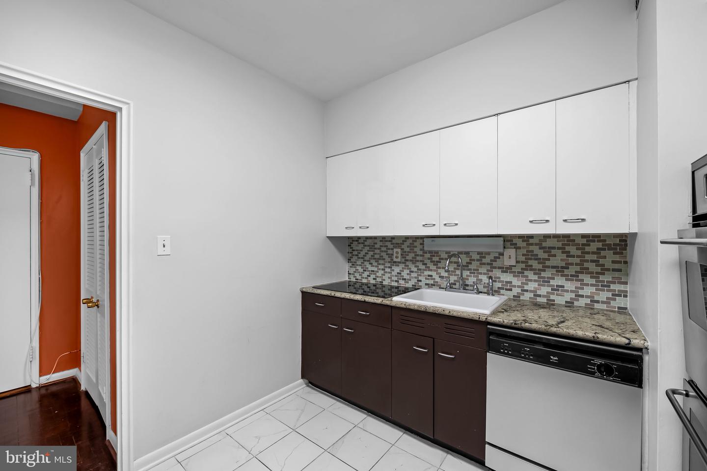 11 Slade Ave #804 Property Photo 20