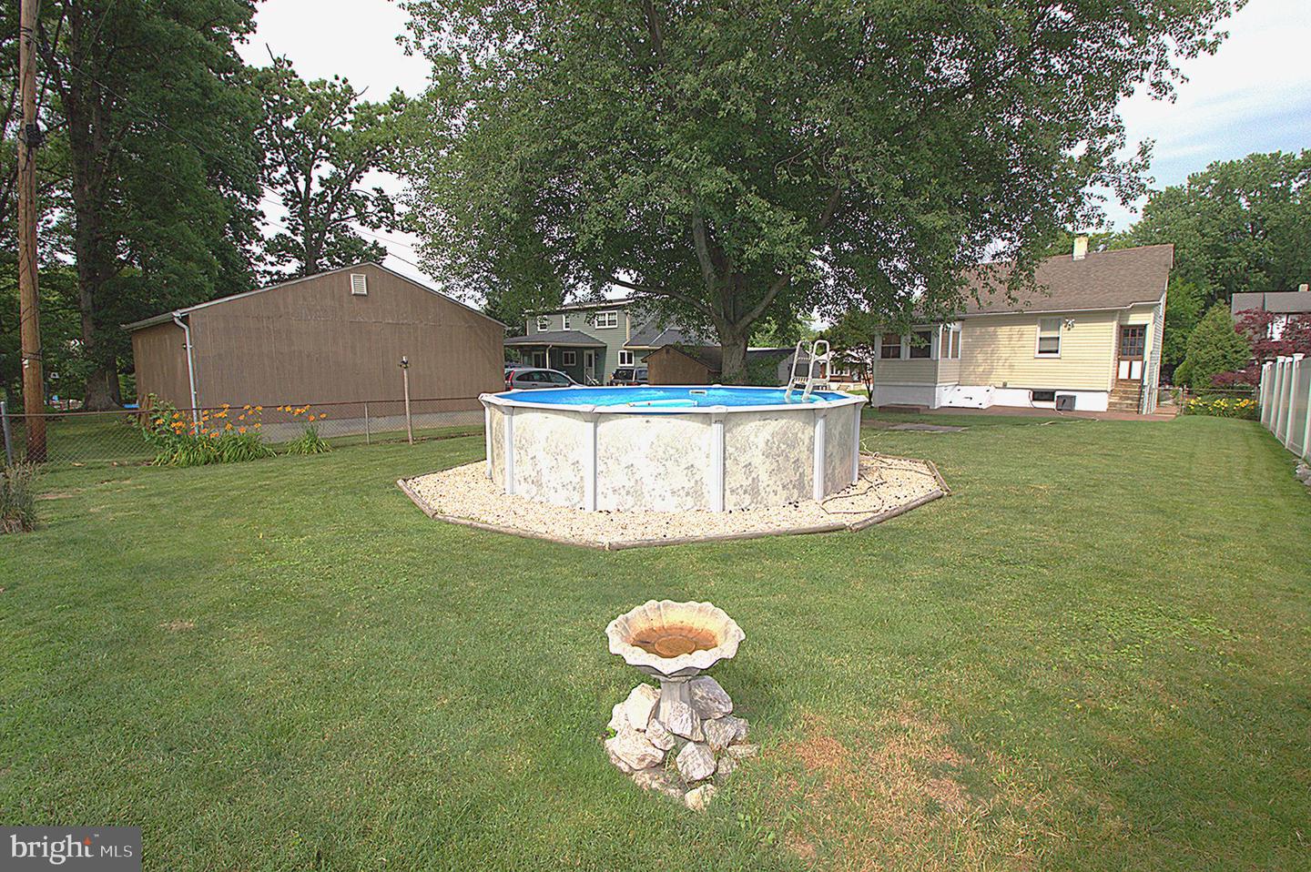 8614 Wendell Ave Property Photo 6